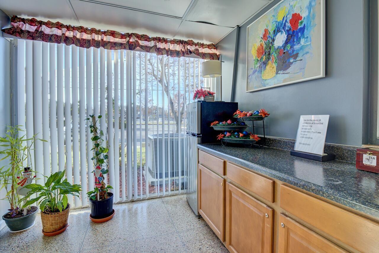 Motel 6 Norfolk, Va East Little Creek Bagian luar foto