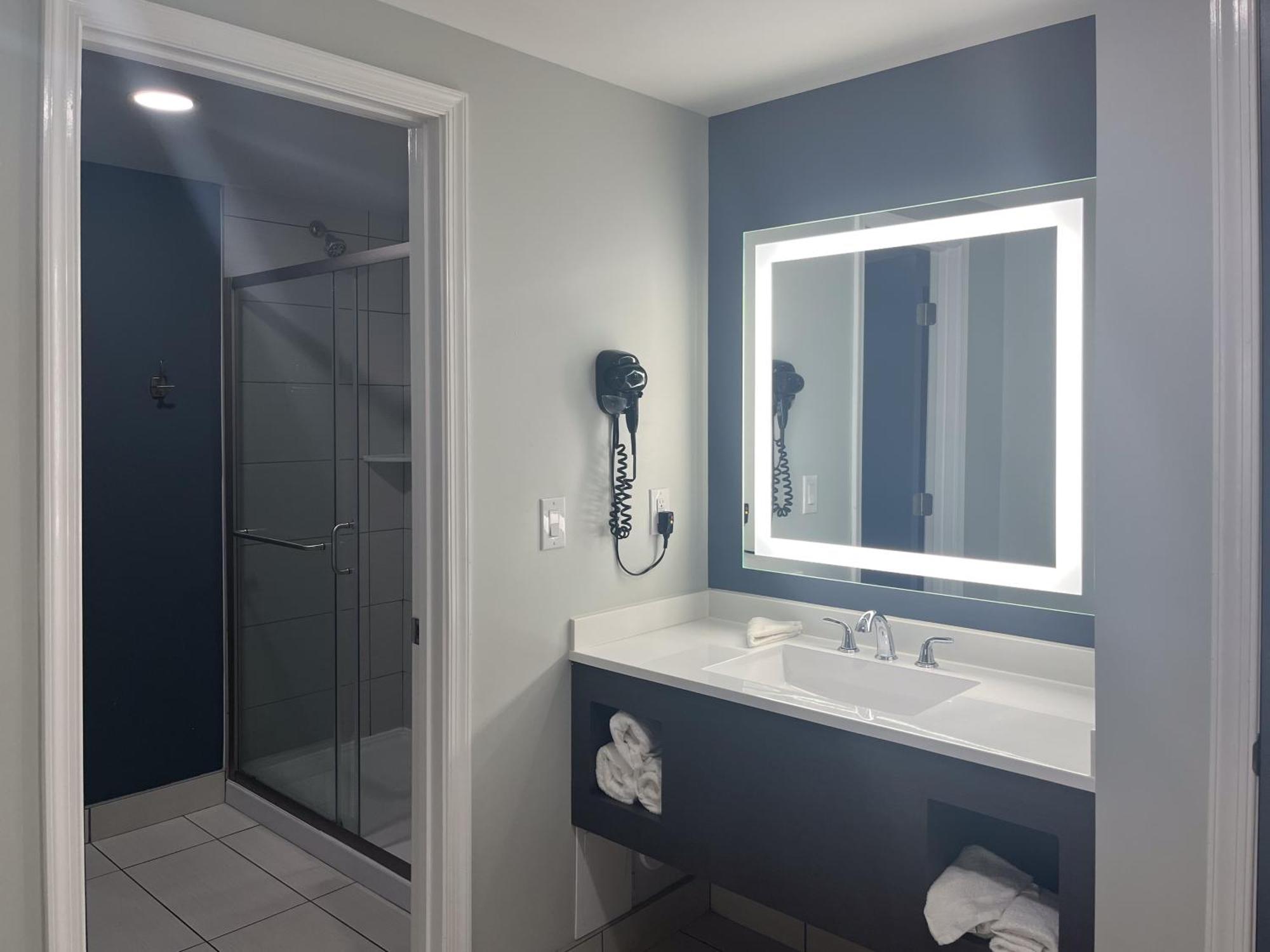 Motel 6 Norfolk, Va East Little Creek Bagian luar foto