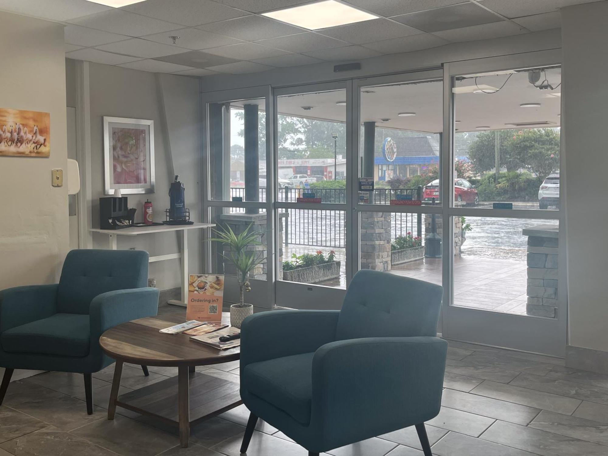 Motel 6 Norfolk, Va East Little Creek Bagian luar foto