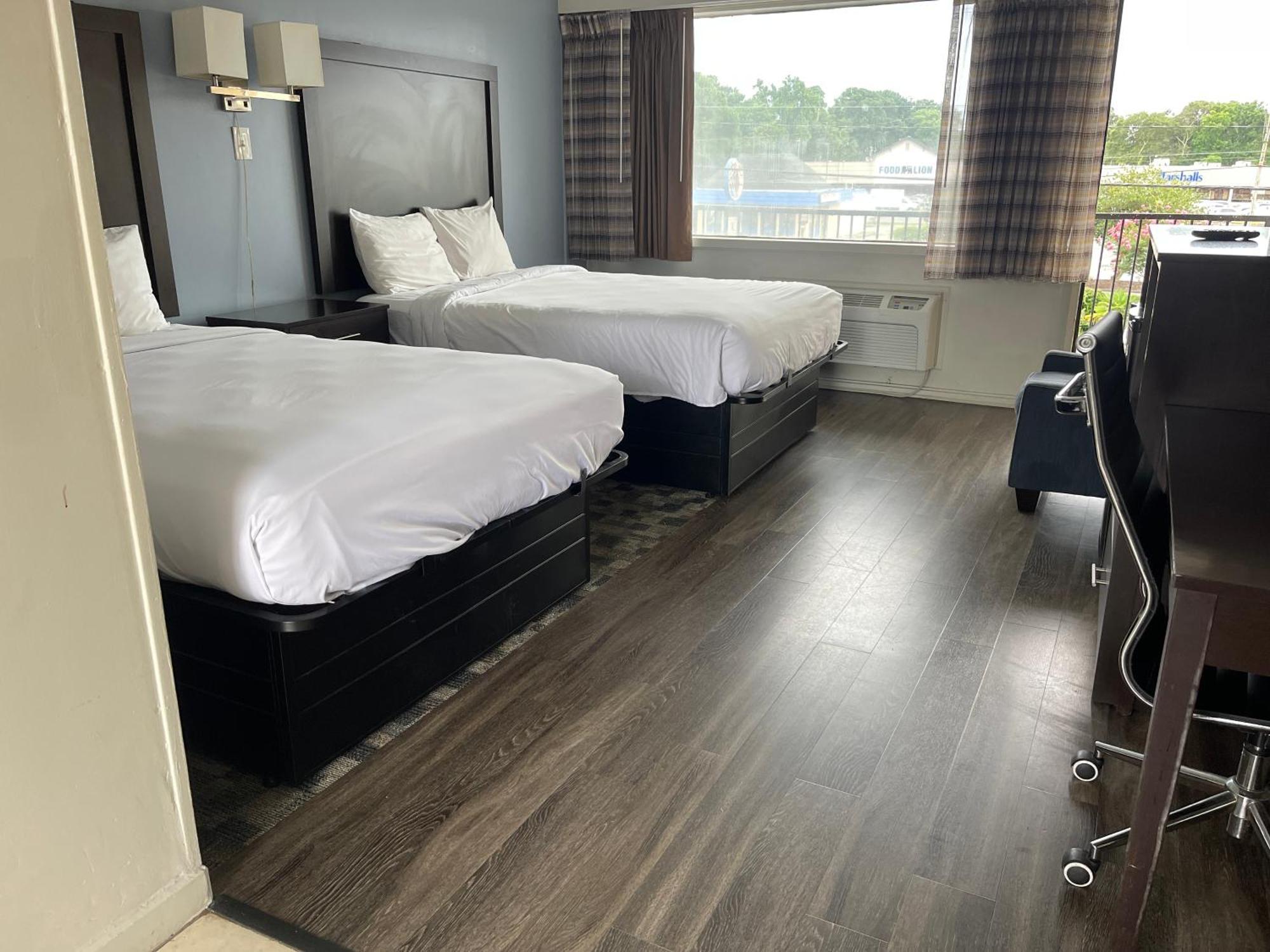 Motel 6 Norfolk, Va East Little Creek Bagian luar foto